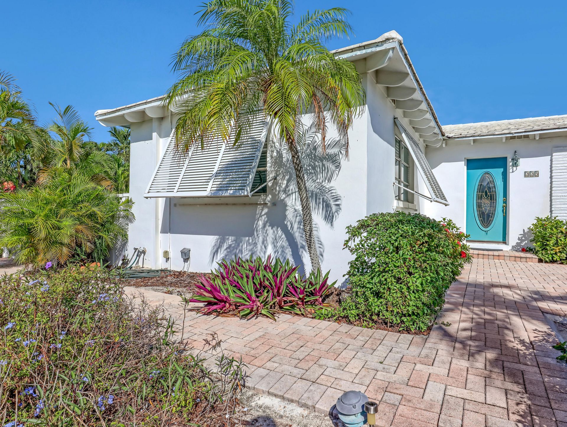 225 Linda Lane, Palm Beach Shores, FL 33404 Photo