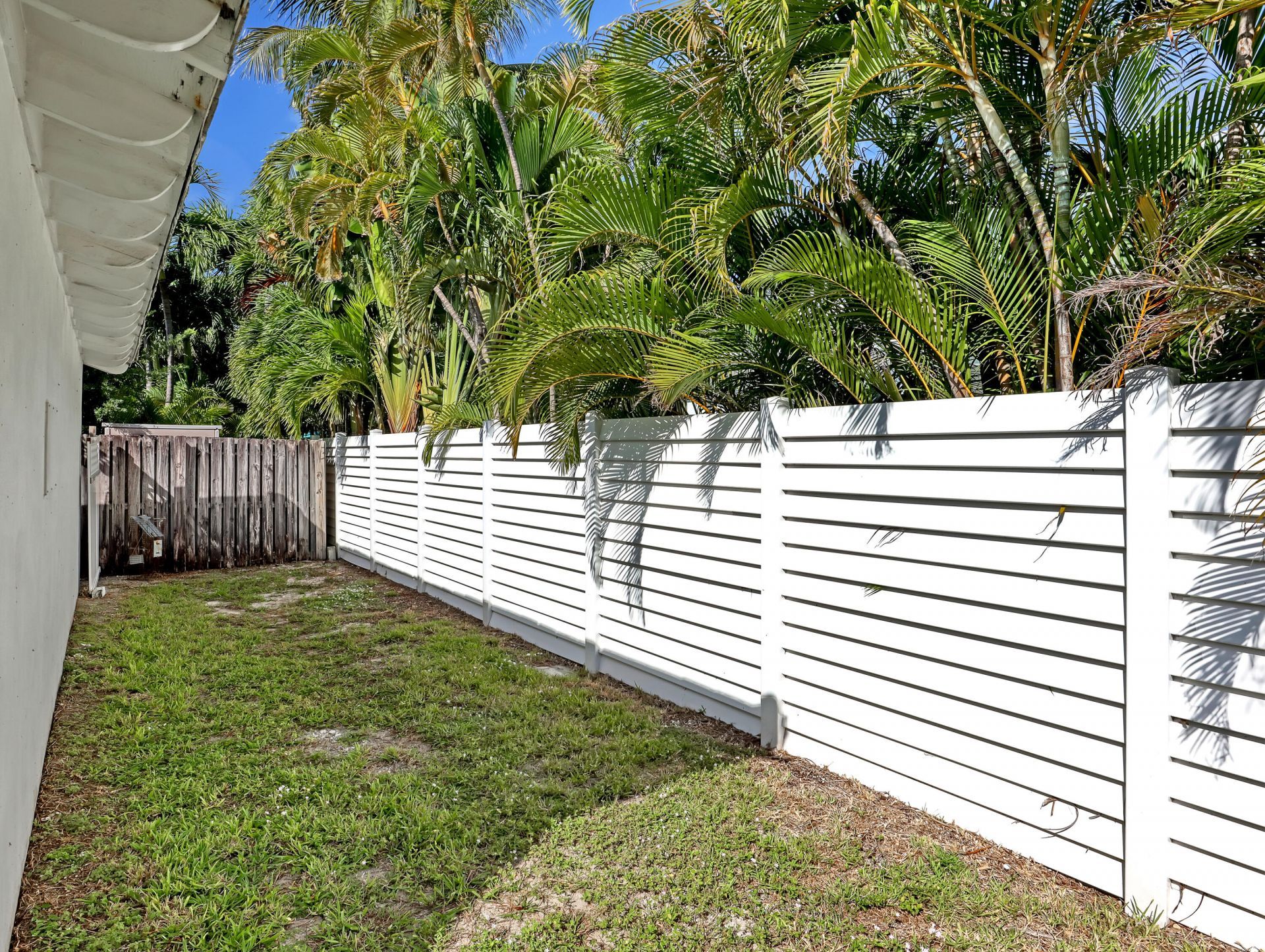 225 Linda Lane, Palm Beach Shores, FL 33404 Photo