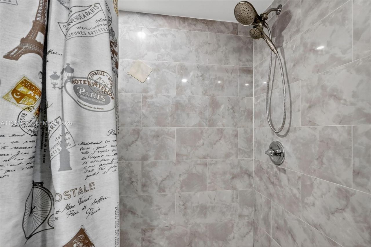 7105 W 13th Ave, Unit 201, Hialeah, FL 33014 Photo