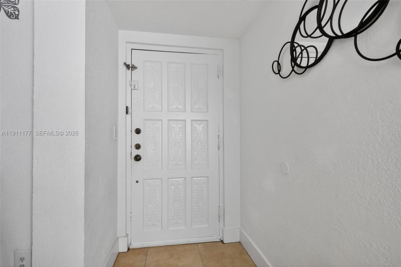 7105 W 13th Ave, Unit 201, Hialeah, FL 33014 Photo