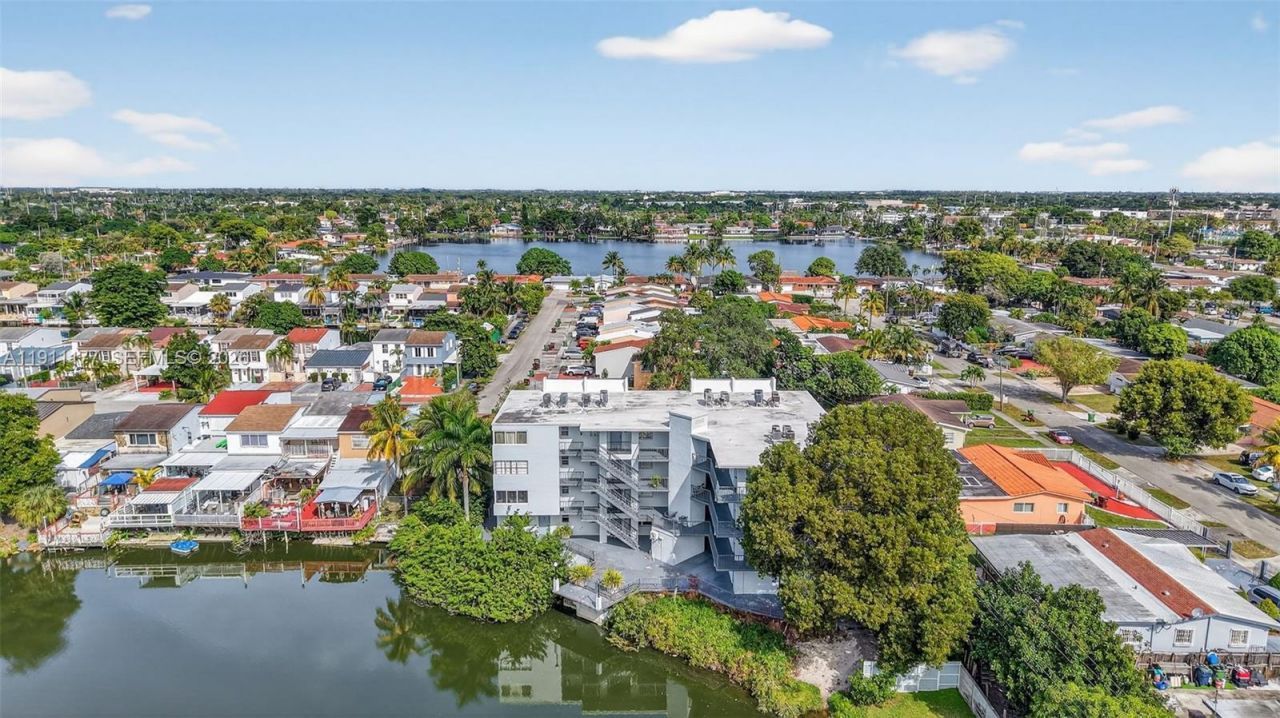 7105 W 13th Ave, Unit 201, Hialeah, FL 33014 Photo