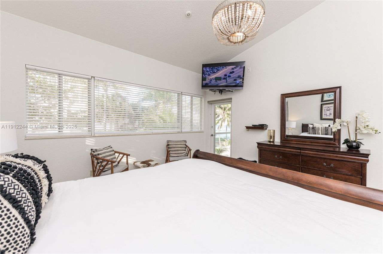 302 Balboa St, Hollywood, FL 33019 Photo