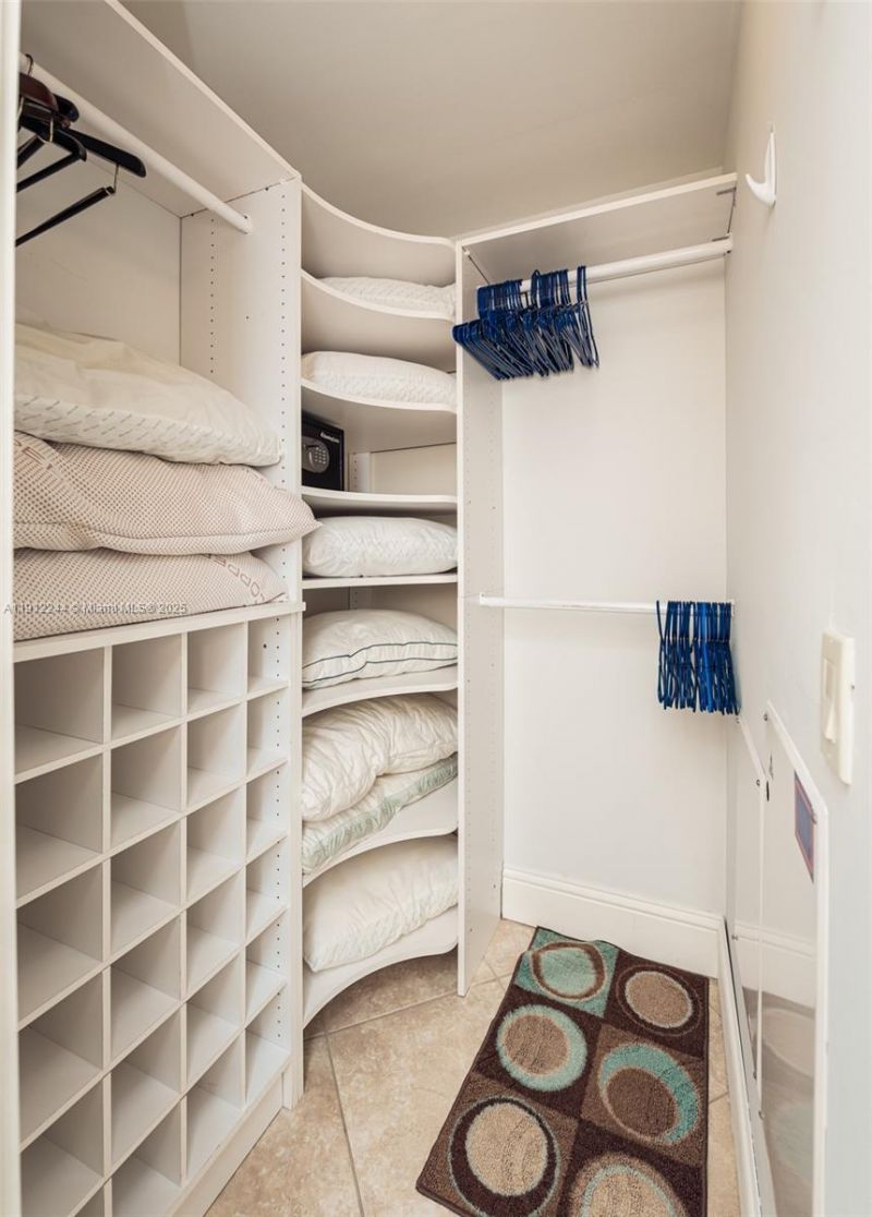 302 Balboa St, Hollywood, FL 33019 Photo