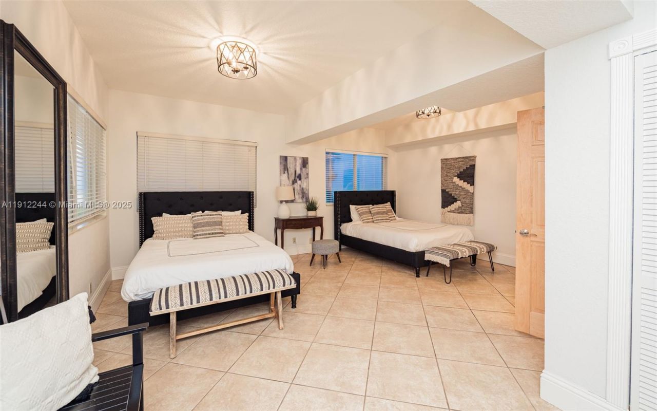 302 Balboa St, Hollywood, FL 33019 Photo