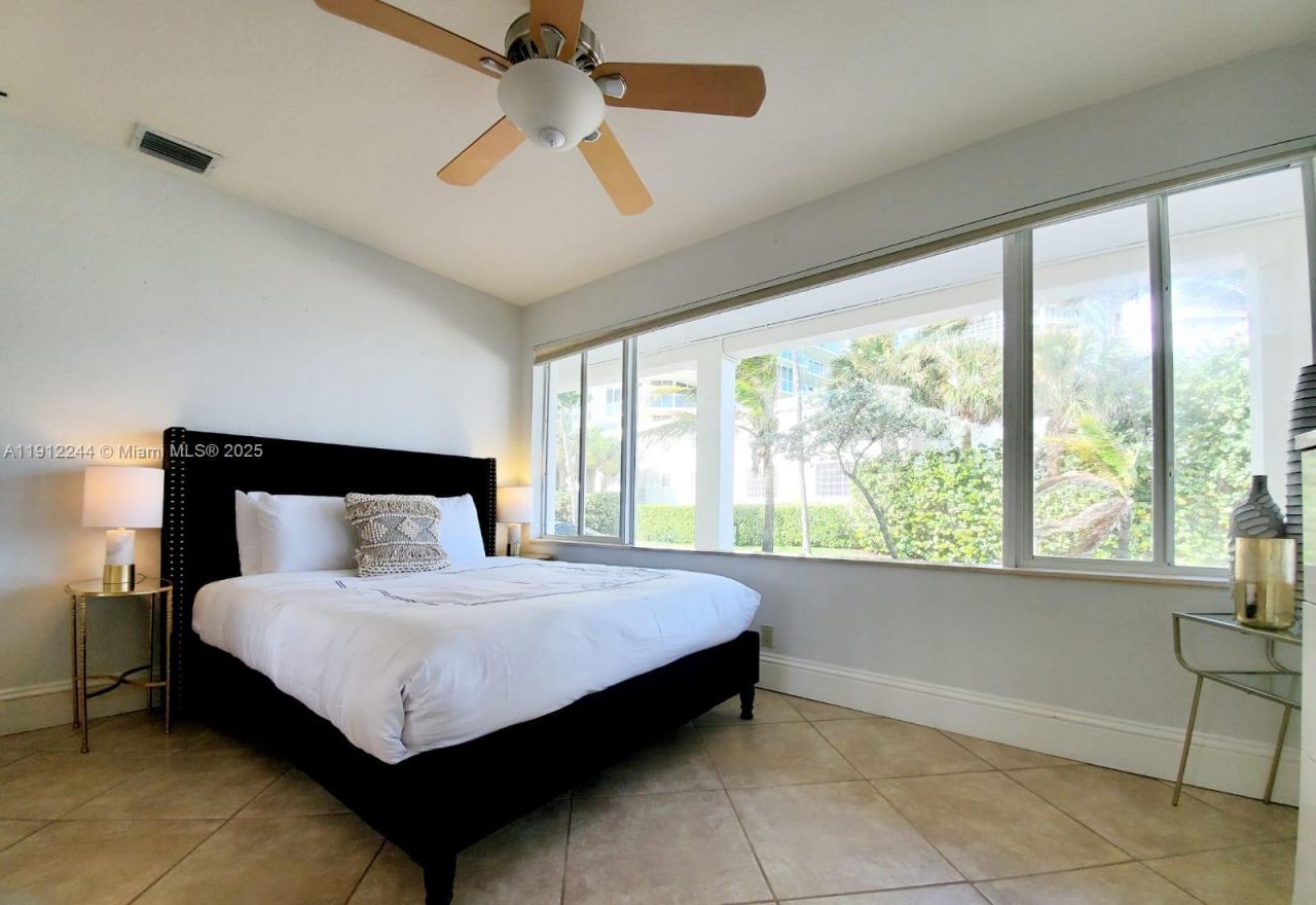 302 Balboa St, Hollywood, FL 33019 Photo