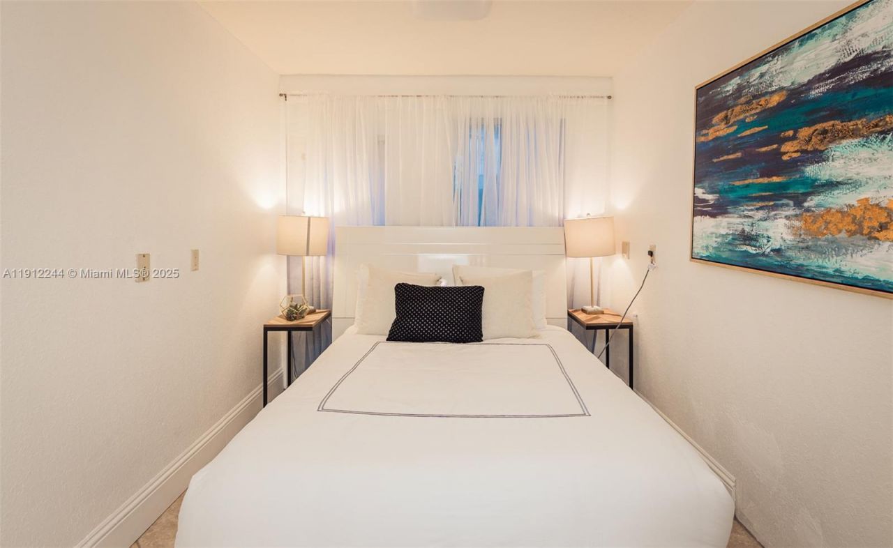 302 Balboa St, Hollywood, FL 33019 Photo