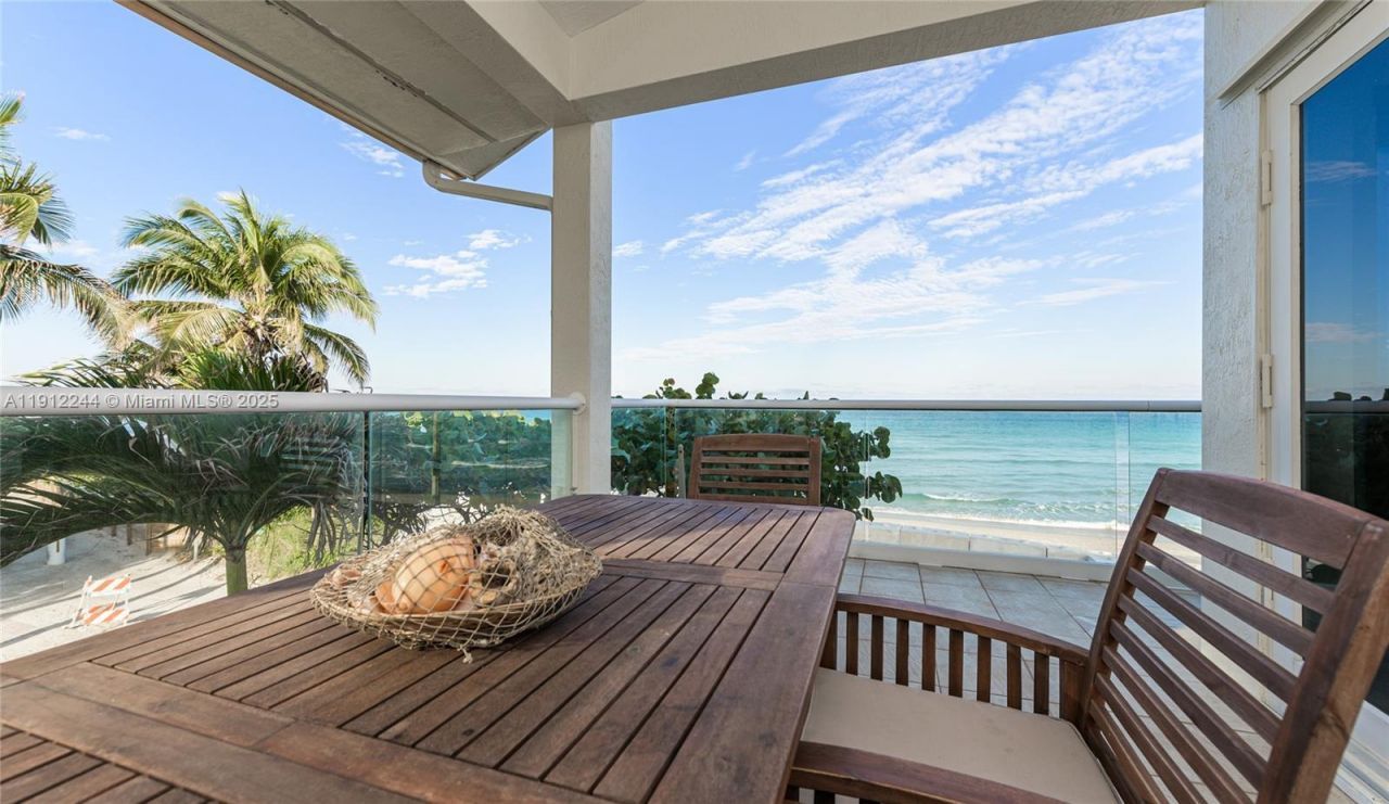 302 Balboa St, Hollywood, FL 33019 Photo