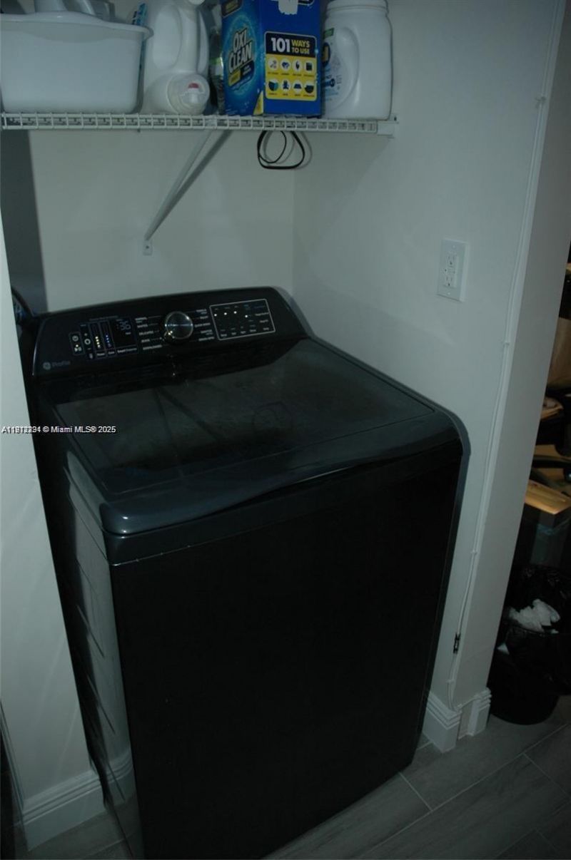 3571 Inverrary Dr, Unit 201, Lauderhill, FL 33319 Photo