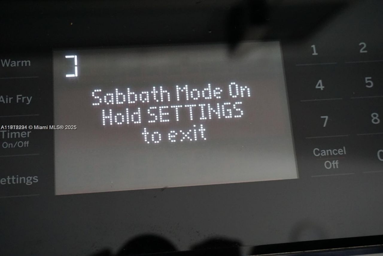 3571 Inverrary Dr, Unit 201, Lauderhill, FL 33319 Photo