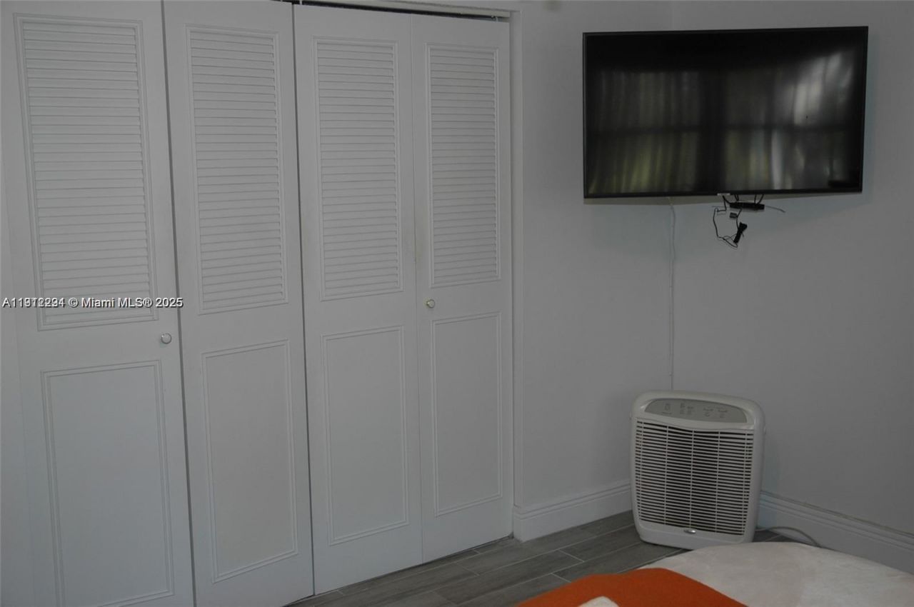 3571 Inverrary Dr, Unit 201, Lauderhill, FL 33319 Photo