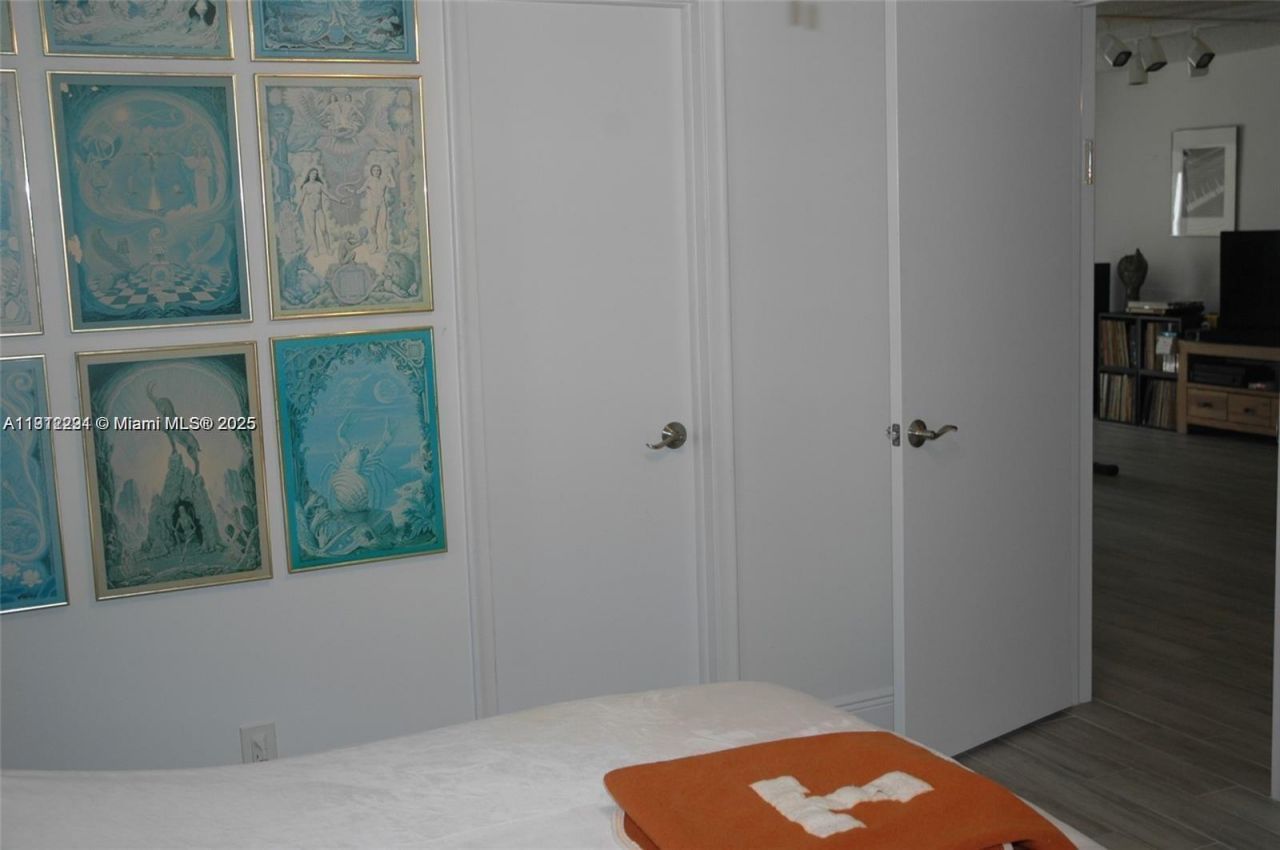 3571 Inverrary Dr, Unit 201, Lauderhill, FL 33319 Photo