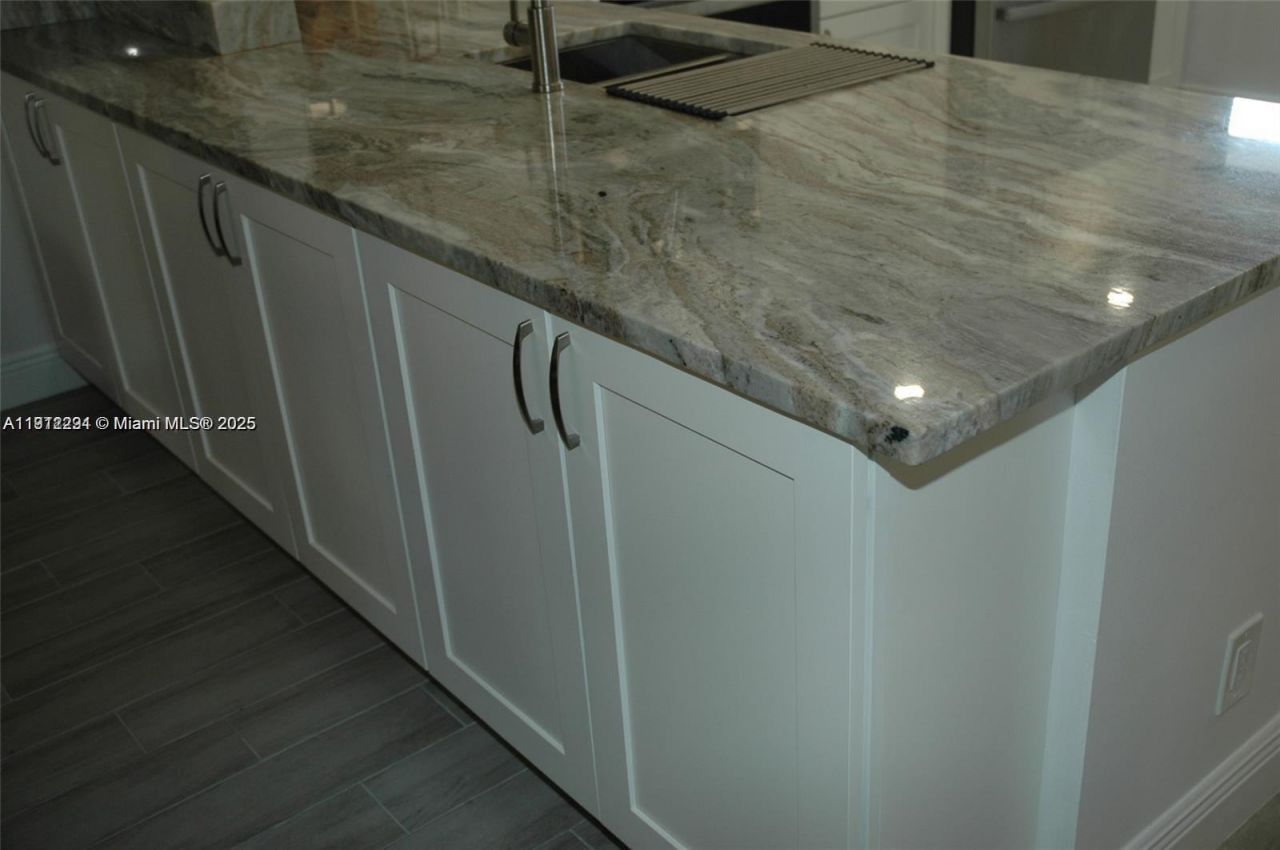 3571 Inverrary Dr, Unit 201, Lauderhill, FL 33319 Photo