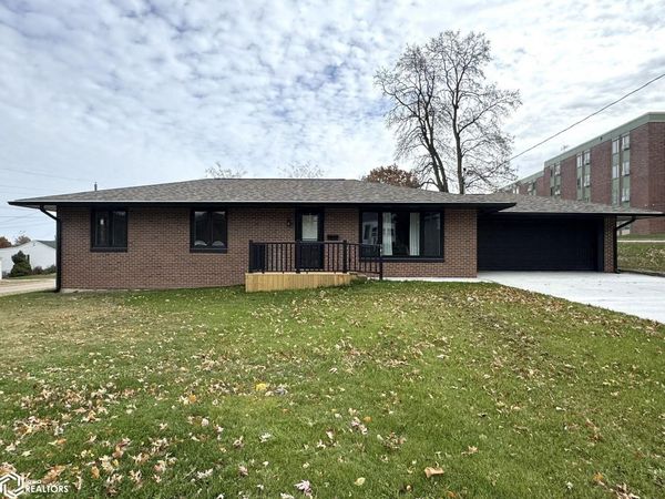 543 N Haynes Avenue, Centerville, IA 52544