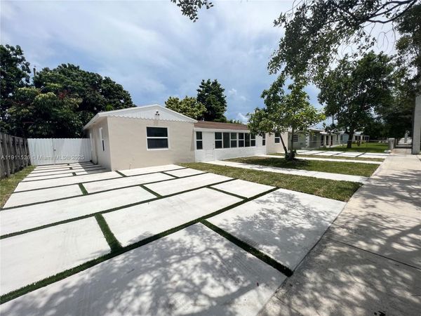 27 NE 5th Ave, Unit Efficiency, Hialeah, FL 33010