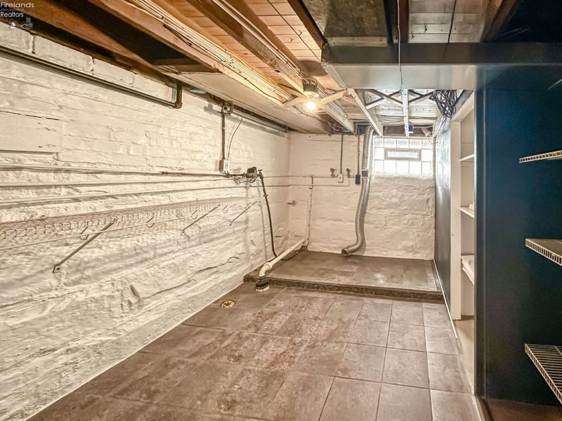 661 Tenney Avenue, Amherst, OH 44001 Photo 9