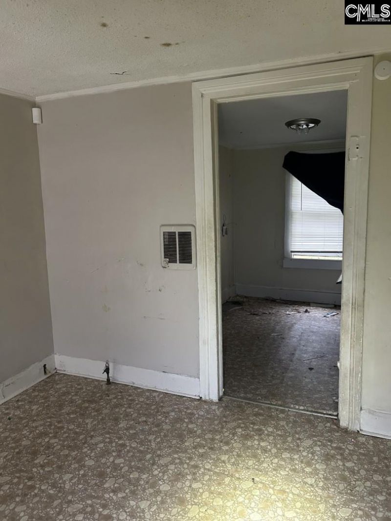 9 Maney Street Photo 6