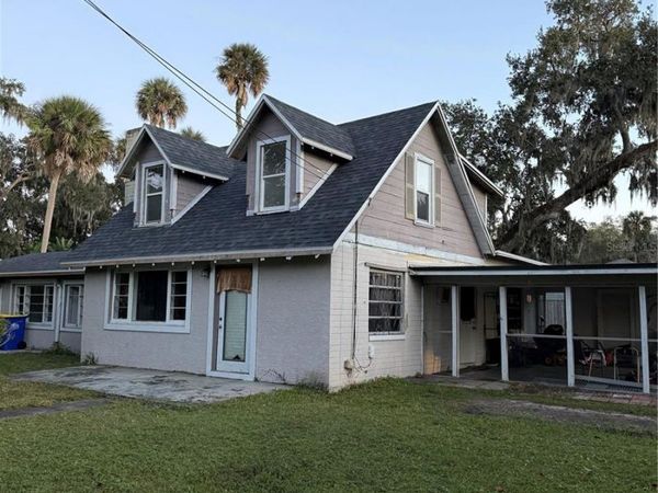 226 WILDWOOD AVENUE, EDGEWATER, FL 32132