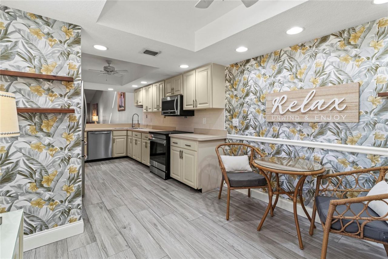 4641 La Jolla Drive, Bradenton, FL 34210 Photo