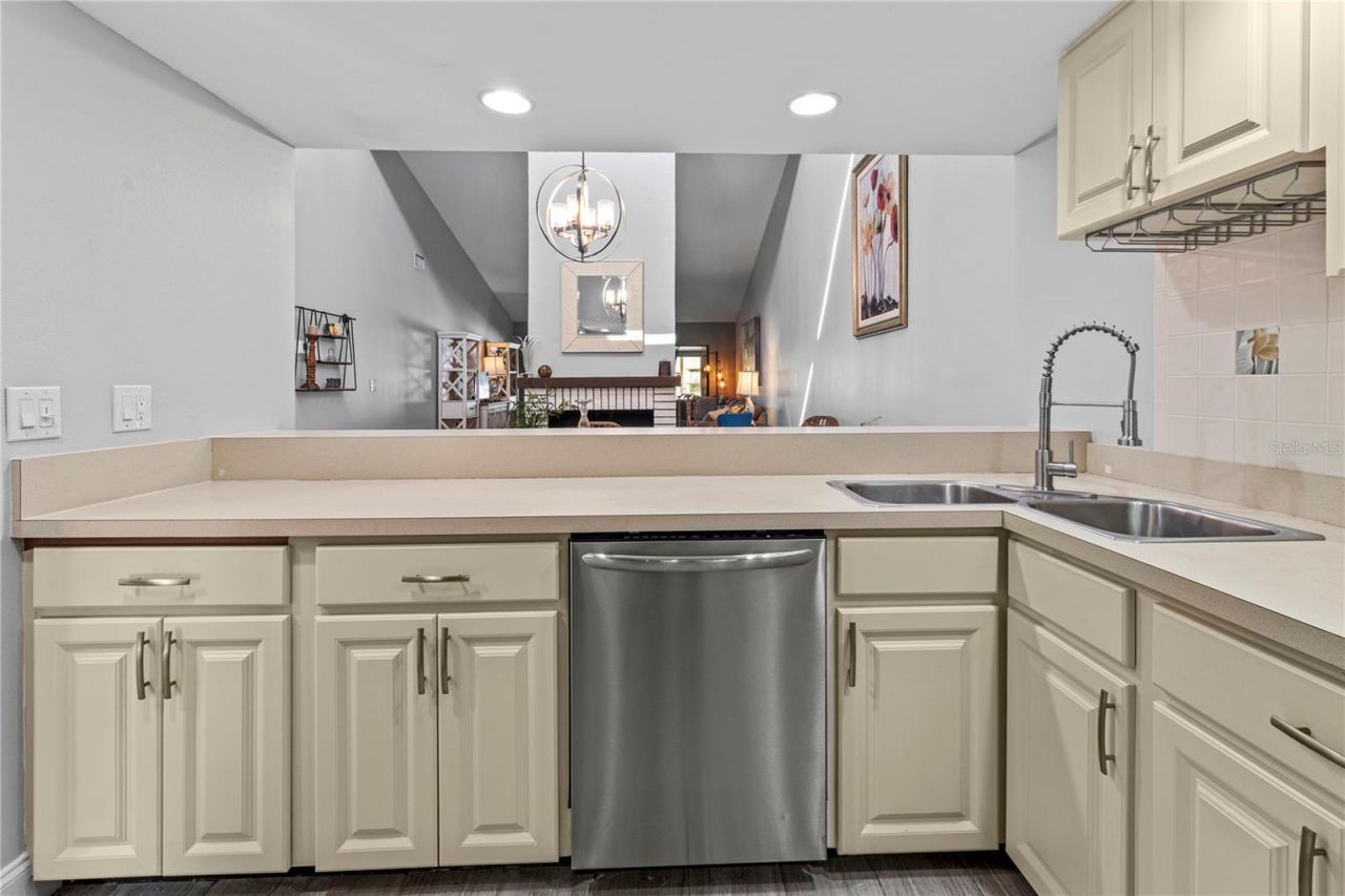 4641 La Jolla Drive, Bradenton, FL 34210 Photo