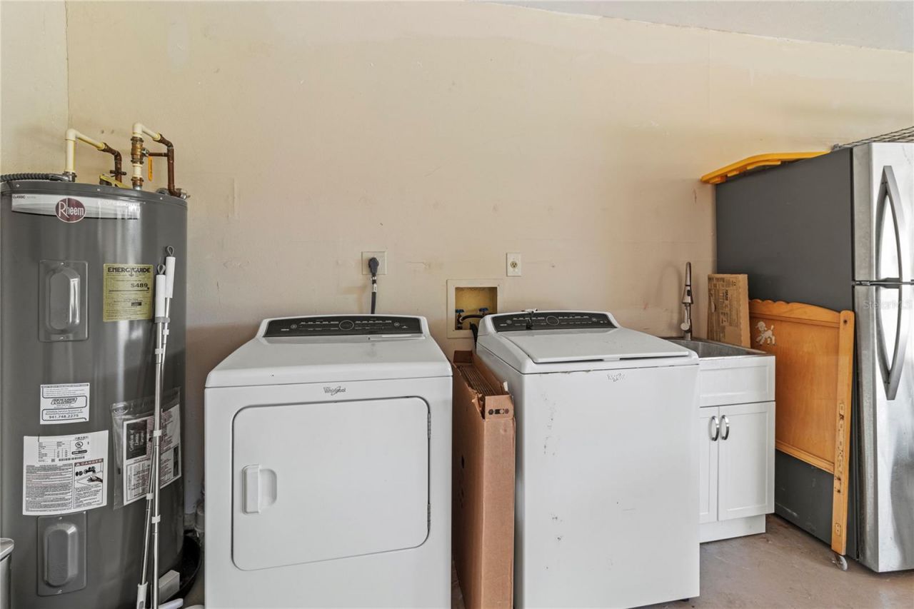 4641 La Jolla Drive, Bradenton, FL 34210 Photo