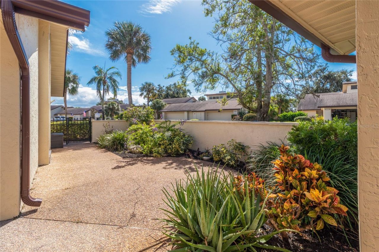 4641 La Jolla Drive, Bradenton, FL 34210 Photo