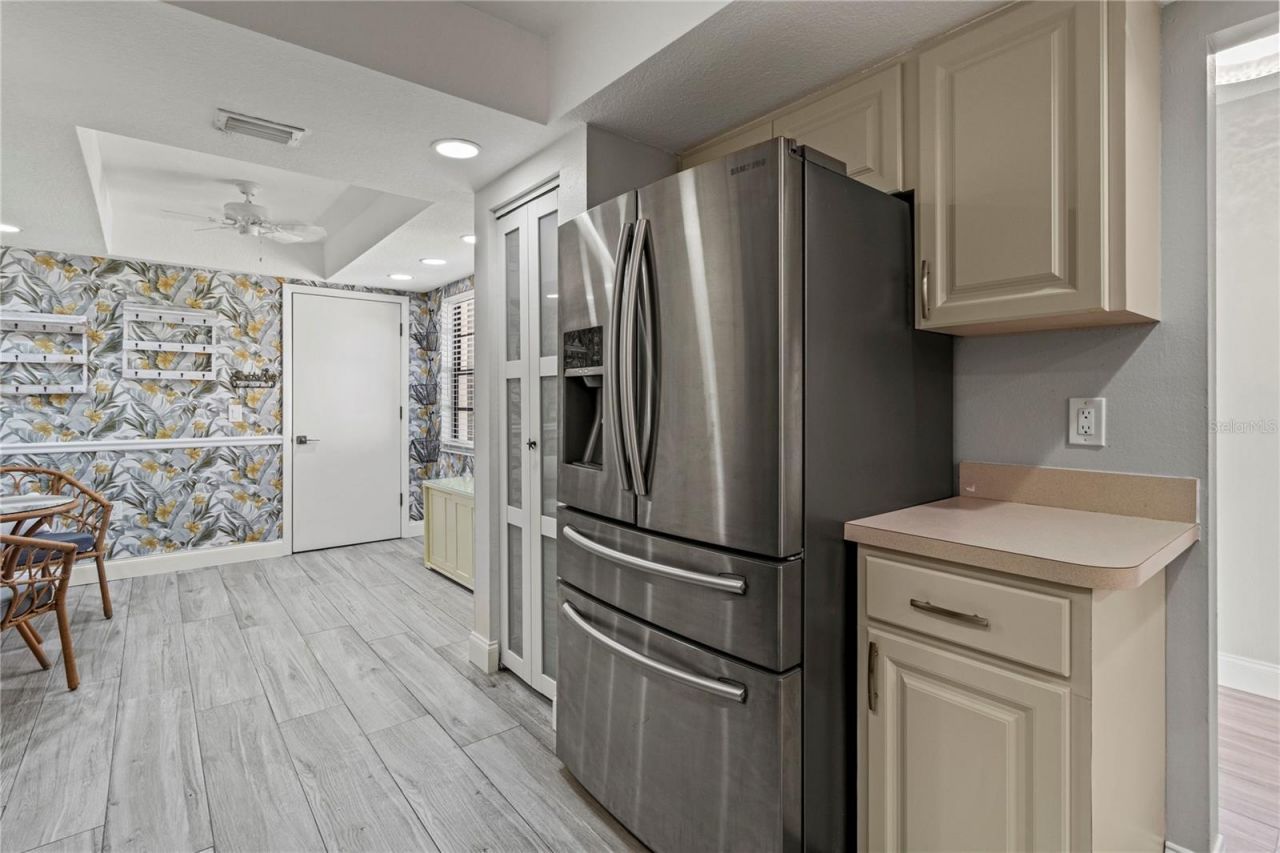 4641 La Jolla Drive, Bradenton, FL 34210 Photo