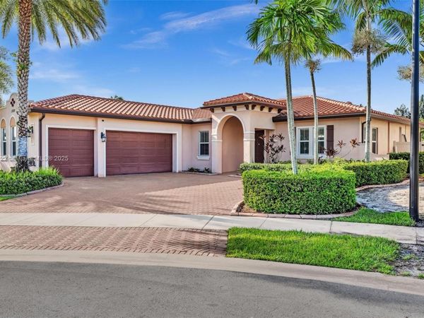 13220 SW 13th St, Davie, FL 33325