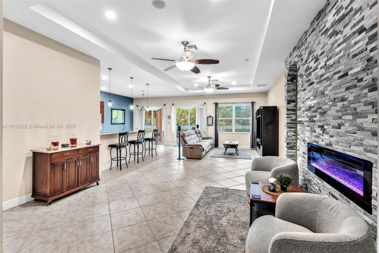 13220 SW 13th St, Davie, FL 33325 Photo