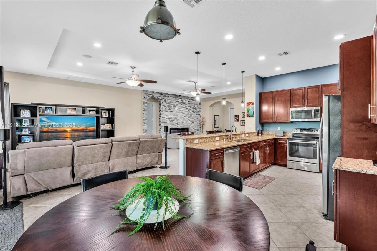 13220 SW 13th St, Davie, FL 33325 Photo