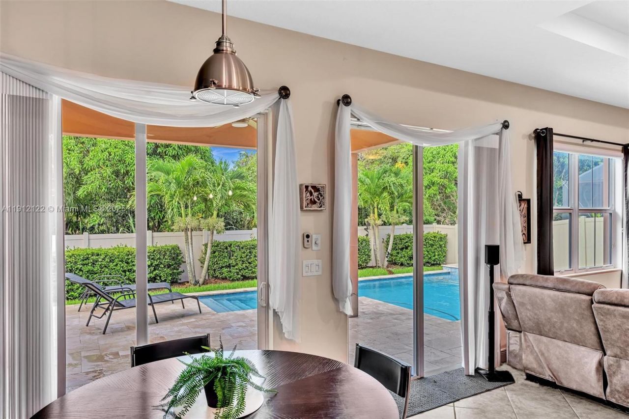 13220 SW 13th St, Davie, FL 33325 Photo