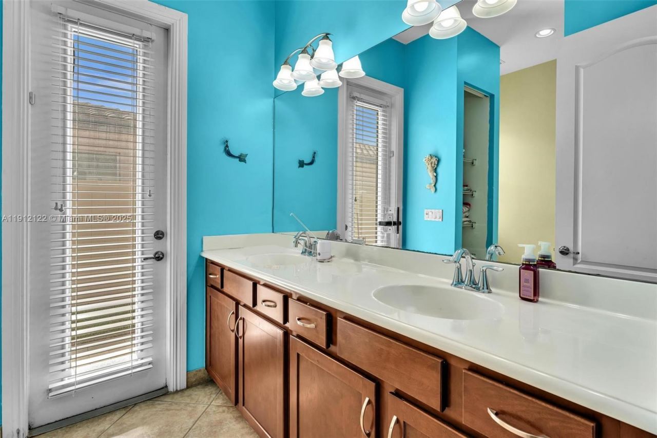 13220 SW 13th St, Davie, FL 33325 Photo