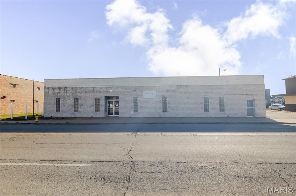 1048 State Street, East St Louis, IL 62201 Main Photo