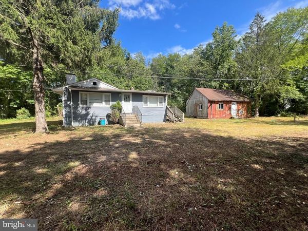 138 DISBROW HILL, MILLSTONE TOWNSHIP, NJ 08535