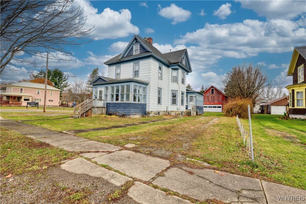 7 Franklin Street, Franklinville, NY 14737 Main Photo