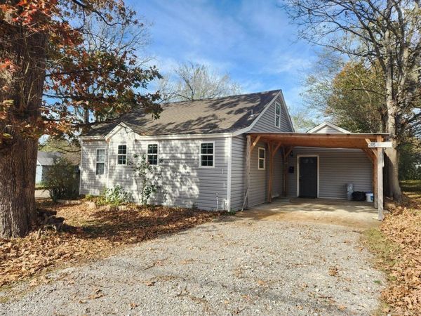 205 E Pine Street, Batesville, AR 72501