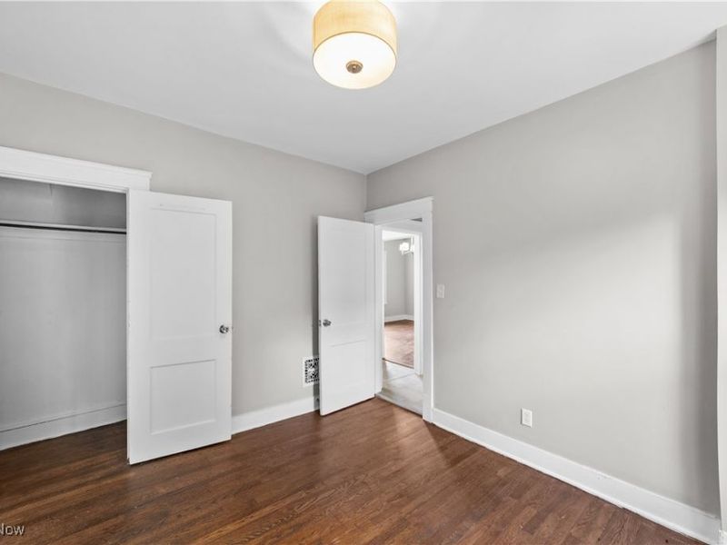 1683 Colonial Drive, Cleveland, OH 44118 Photo 23