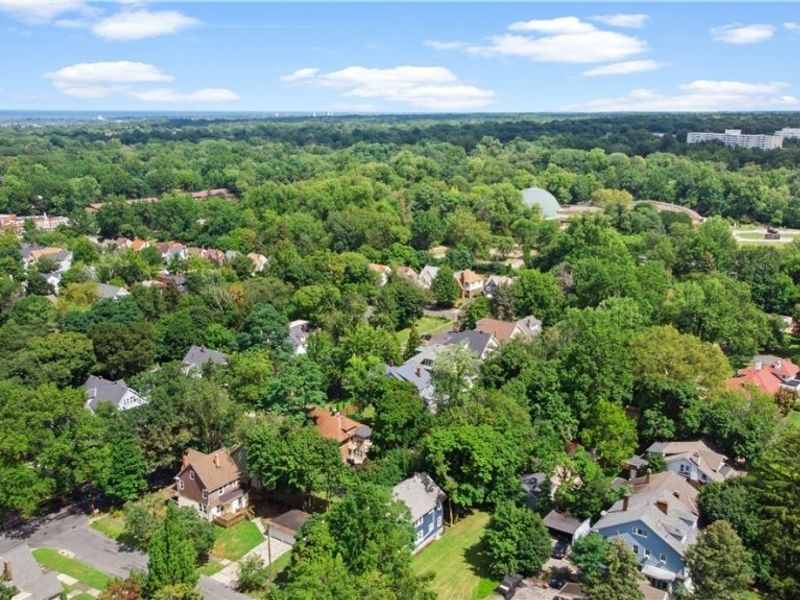 1683 Colonial Drive, Cleveland, OH 44118 Photo 46