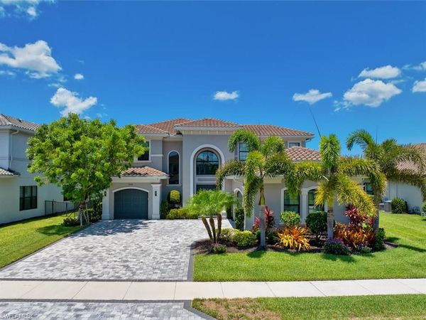 4541 Azalea DR, NAPLES, FL 34119