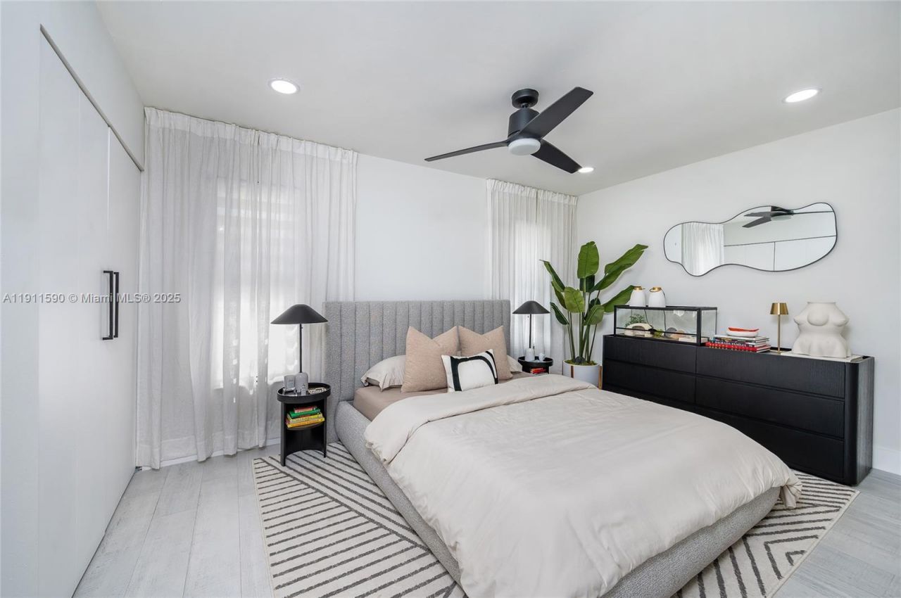 9673 NW 16th Ct, Pembroke Pines, FL 33024 Photo