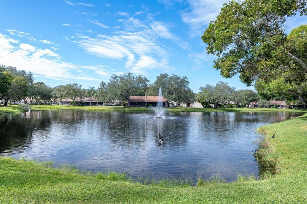 9673 NW 16th Ct, Pembroke Pines, FL 33024 Photo