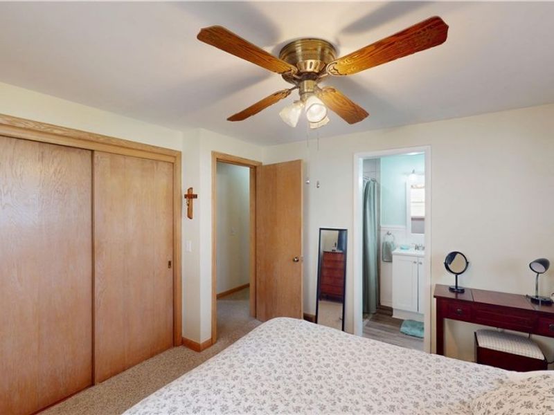 839 Edenridge Drive, Youngstown, OH 44512 Photo 15