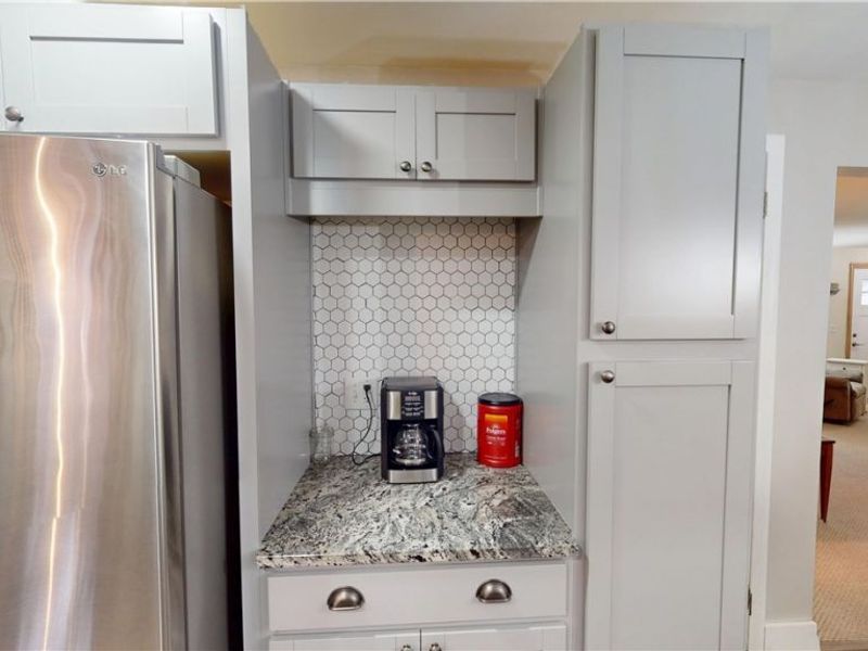 839 Edenridge Drive, Youngstown, OH 44512 Photo 7