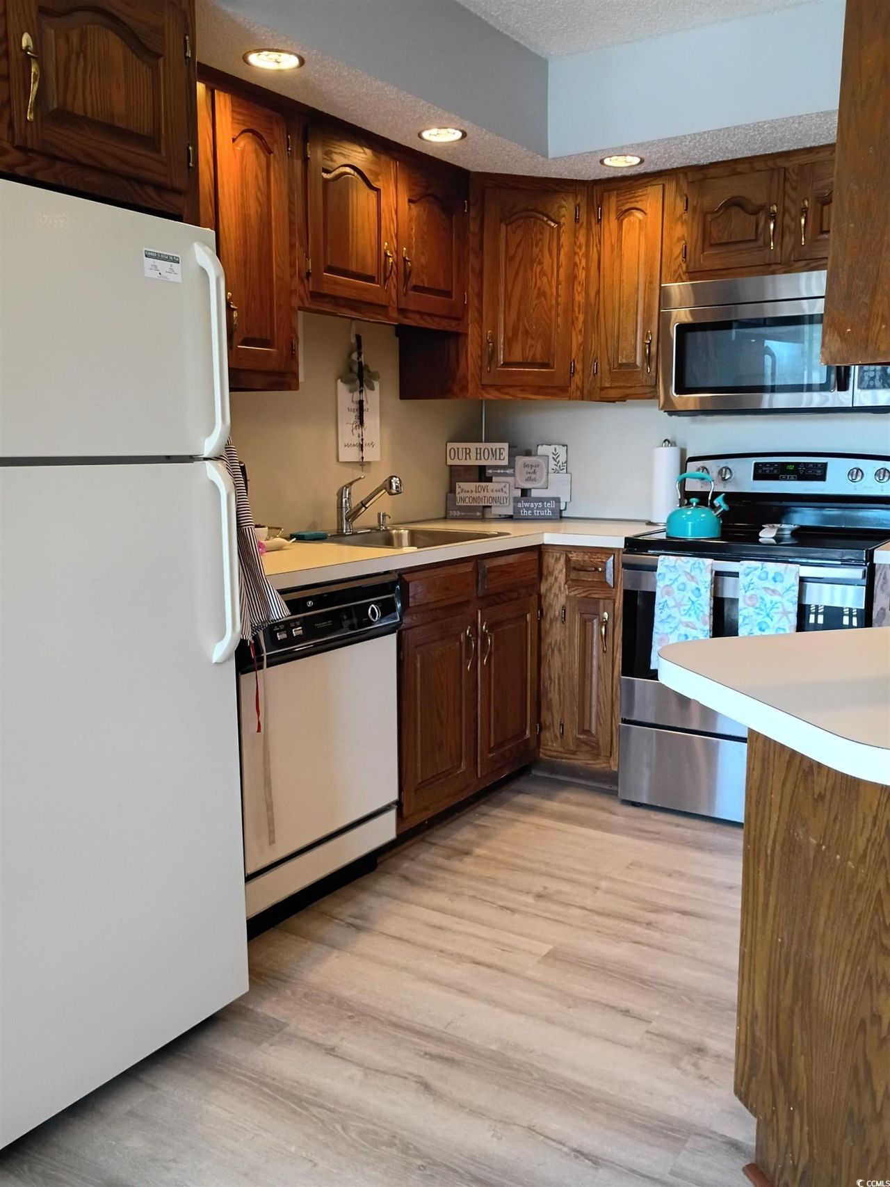 4234 Pinehurst Circle Photo 12