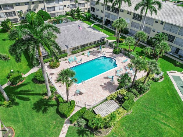 1951 NE 39th Street, Unit 156, Lighthouse Point, FL 33064