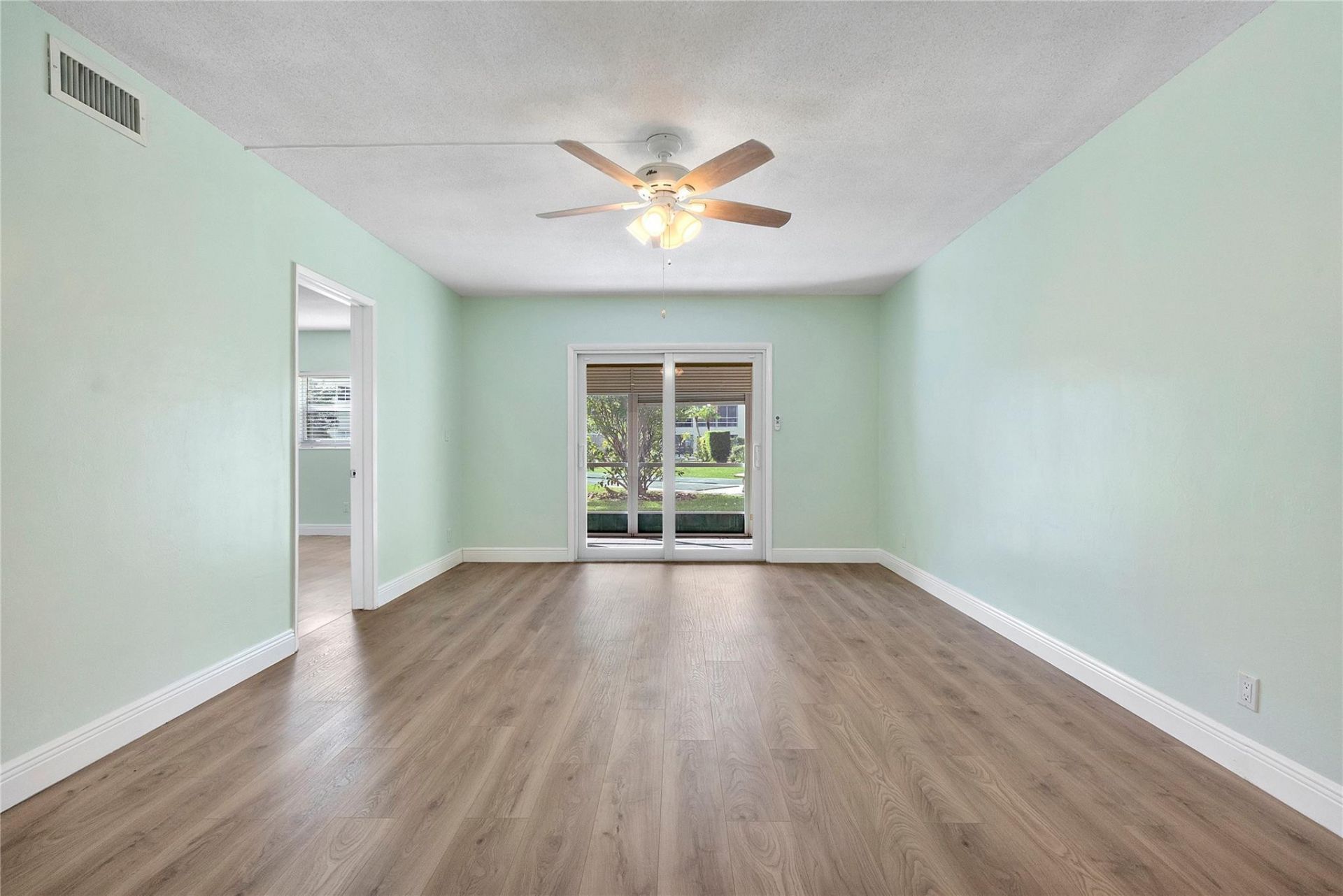 1951 NE 39th Street, Unit 156, Lighthouse Point, FL 33064 Photo
