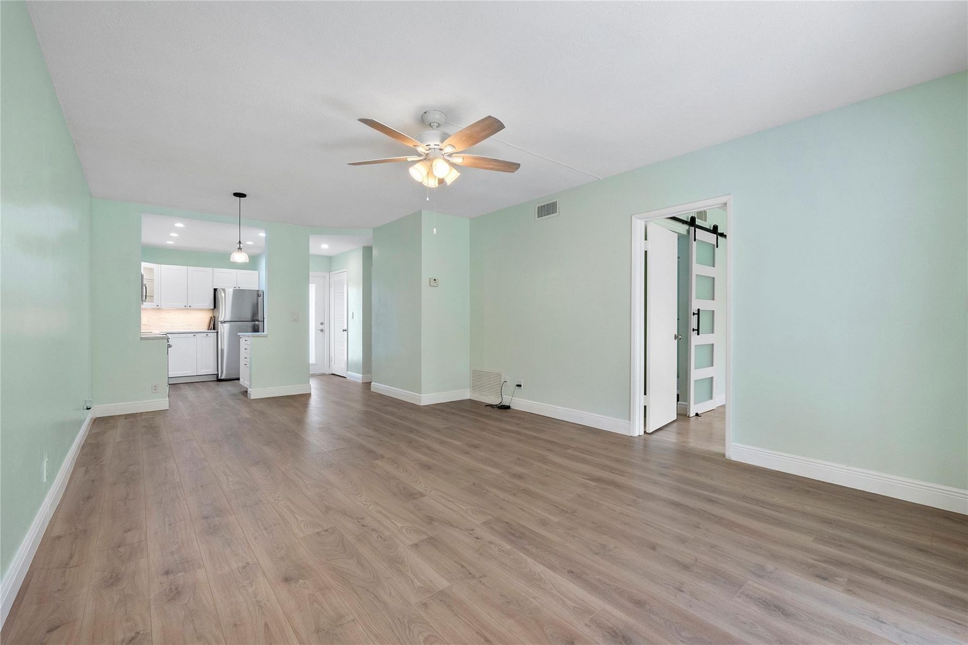 1951 NE 39th Street, Unit 156, Lighthouse Point, FL 33064 Photo