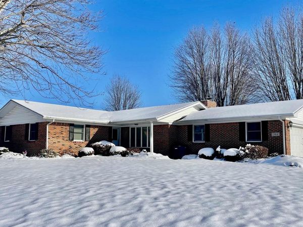 904 N HICKORY Lane, Kokomo, IN 46902
