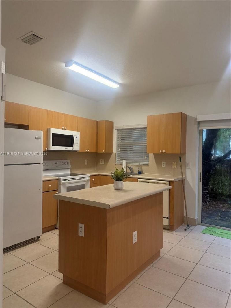 2953 SE 15th Ter, Homestead, FL 33035 Photo