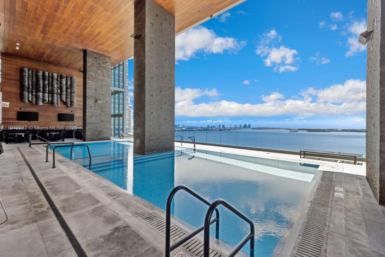 1451 Brickell Ave, Unit 2405, Miami, FL 33131 Photo