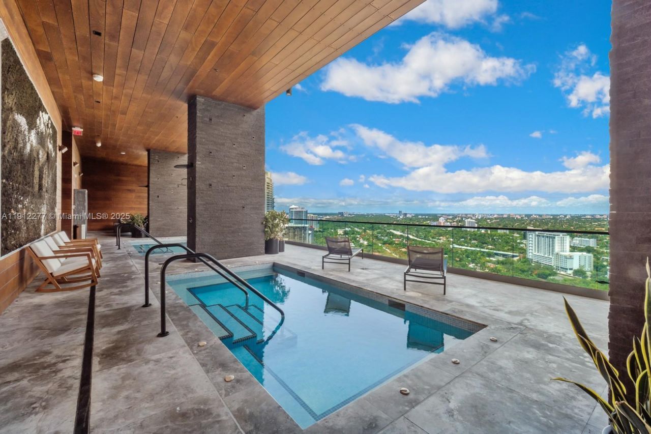 1451 Brickell Ave, Unit 2405, Miami, FL 33131 Photo